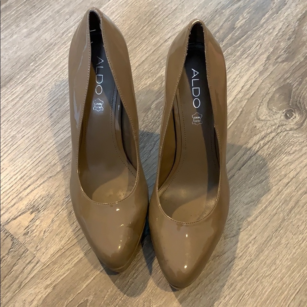 Aldo leather pumps